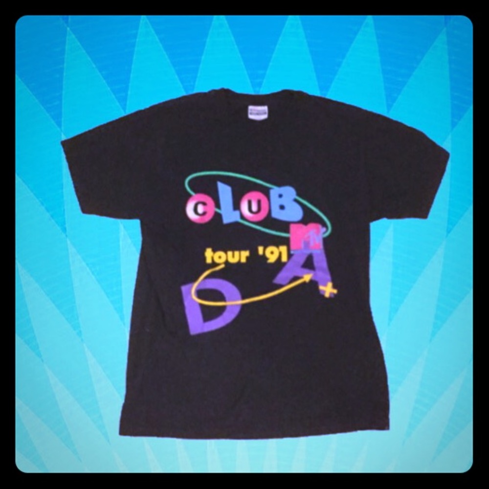 🎉Vintage MTV Dance Club Tour Tee!🎉